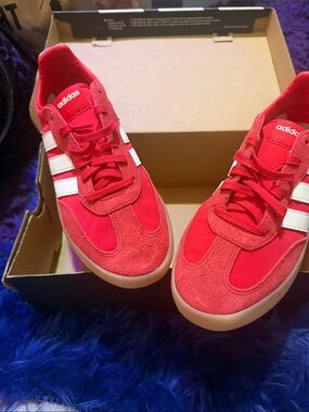 ADiDAS-BARREDA DECODE-Red Suede-White Stripes 7Womens 9mens